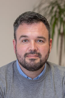 Eliot Connor - Učitel angličtiny - Zlín