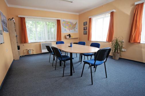 Jazyková škola Zebra - Jazyková škola - Chrudim - ilustrační foto